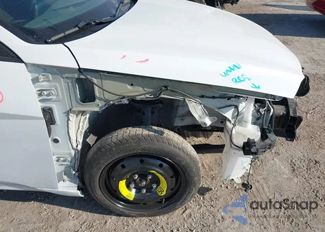 2024 Hyundai Elantra Sel from USA, damaged, VIN KMHLM4DG8RU639518